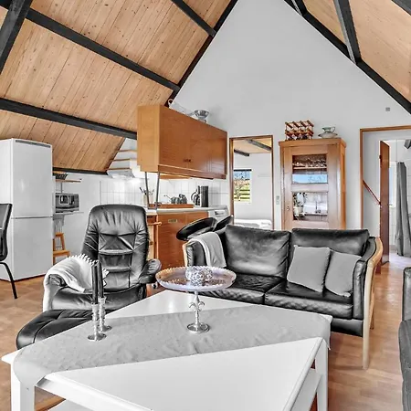 3 Bedroom Awesome In Sydals Tatil Evi Skovmose