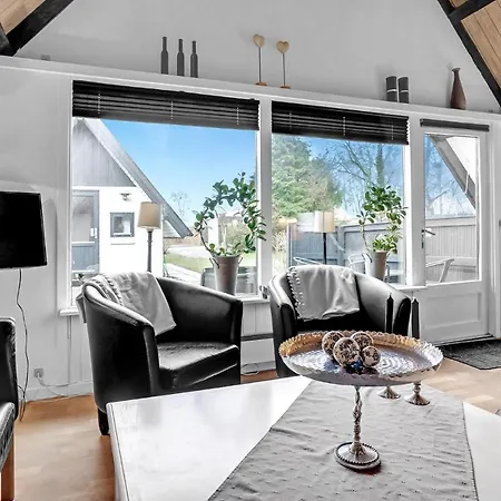 Holiday home 3 Bedroom Awesome In Sydals