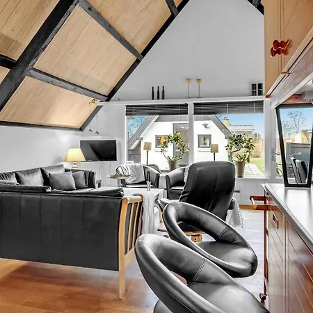 3 Bedroom Awesome In Sydals